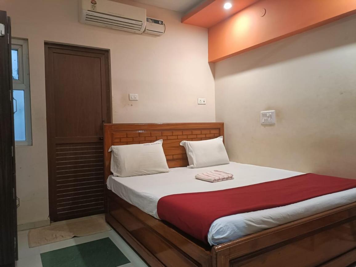 Rāmeswaram Hotel Duwaraka מראה חיצוני תמונה