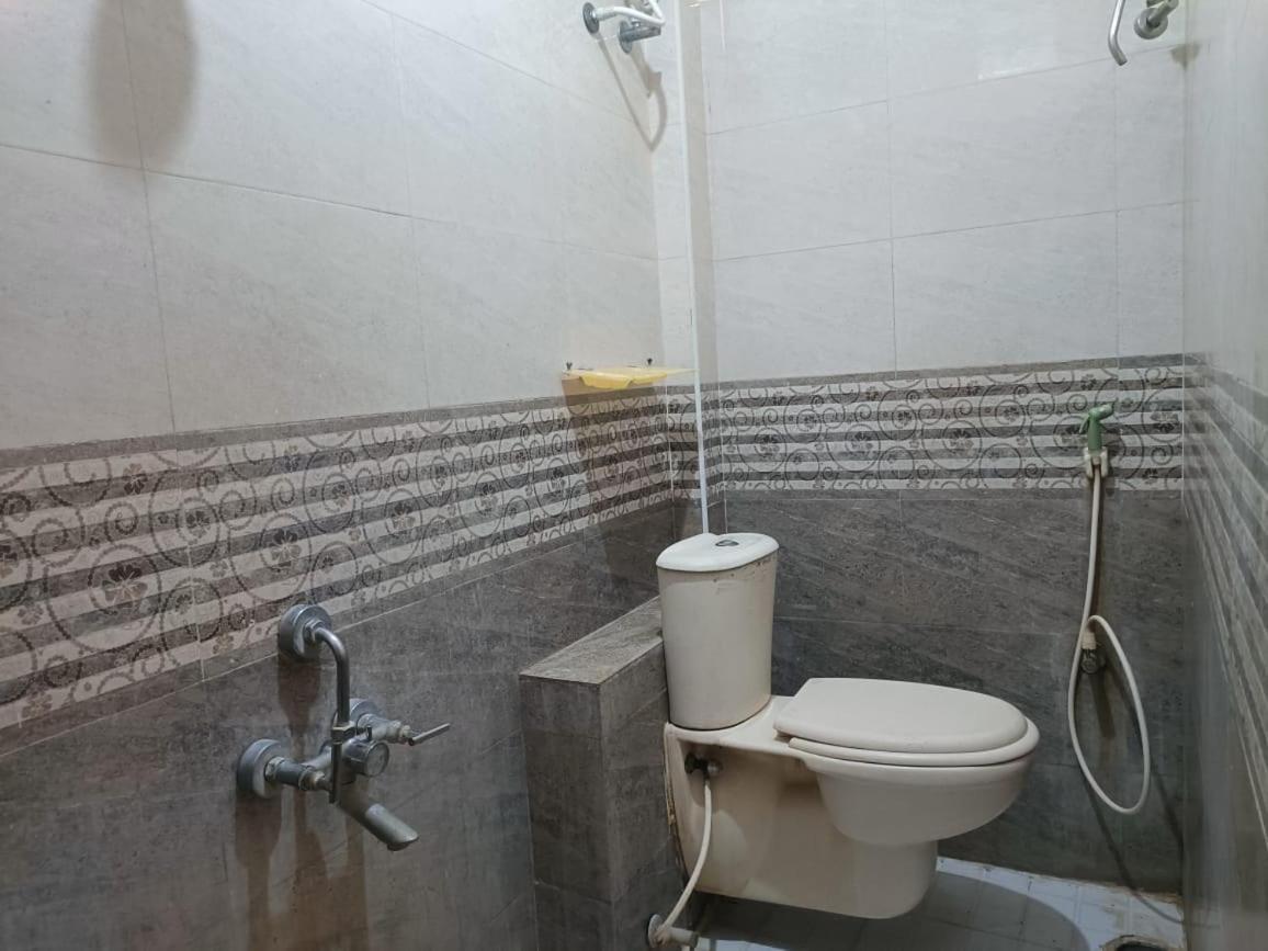 Rāmeswaram Hotel Duwaraka מראה חיצוני תמונה